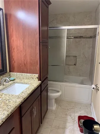 $2,200 | 2221 Deerlick Lane, Harvey, LA 70058