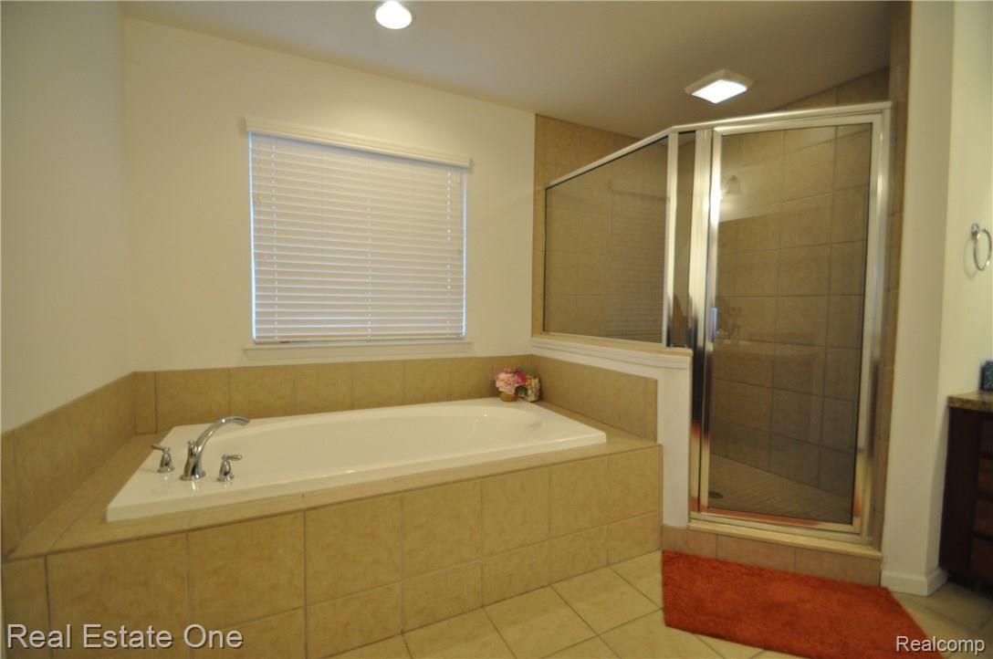 3615 Connors Drive Rochester, MI 48307 - Photo 22 of 45 22.JPG