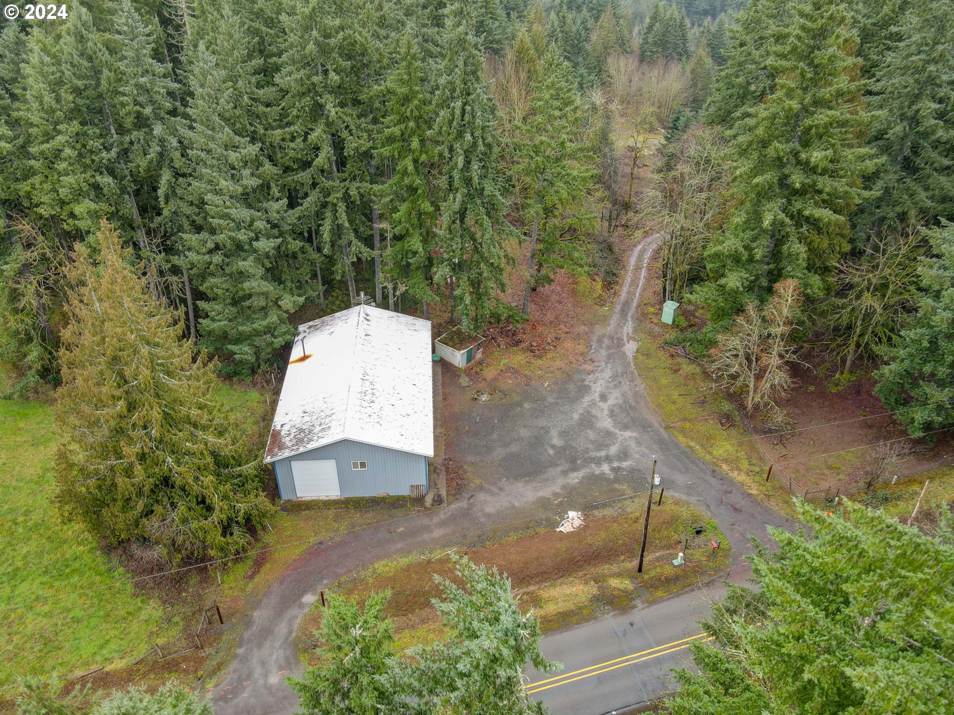 15871 South Howards Mill Road Mulino, OR 97042 - Photo 2 of 39 Gallery Image 2