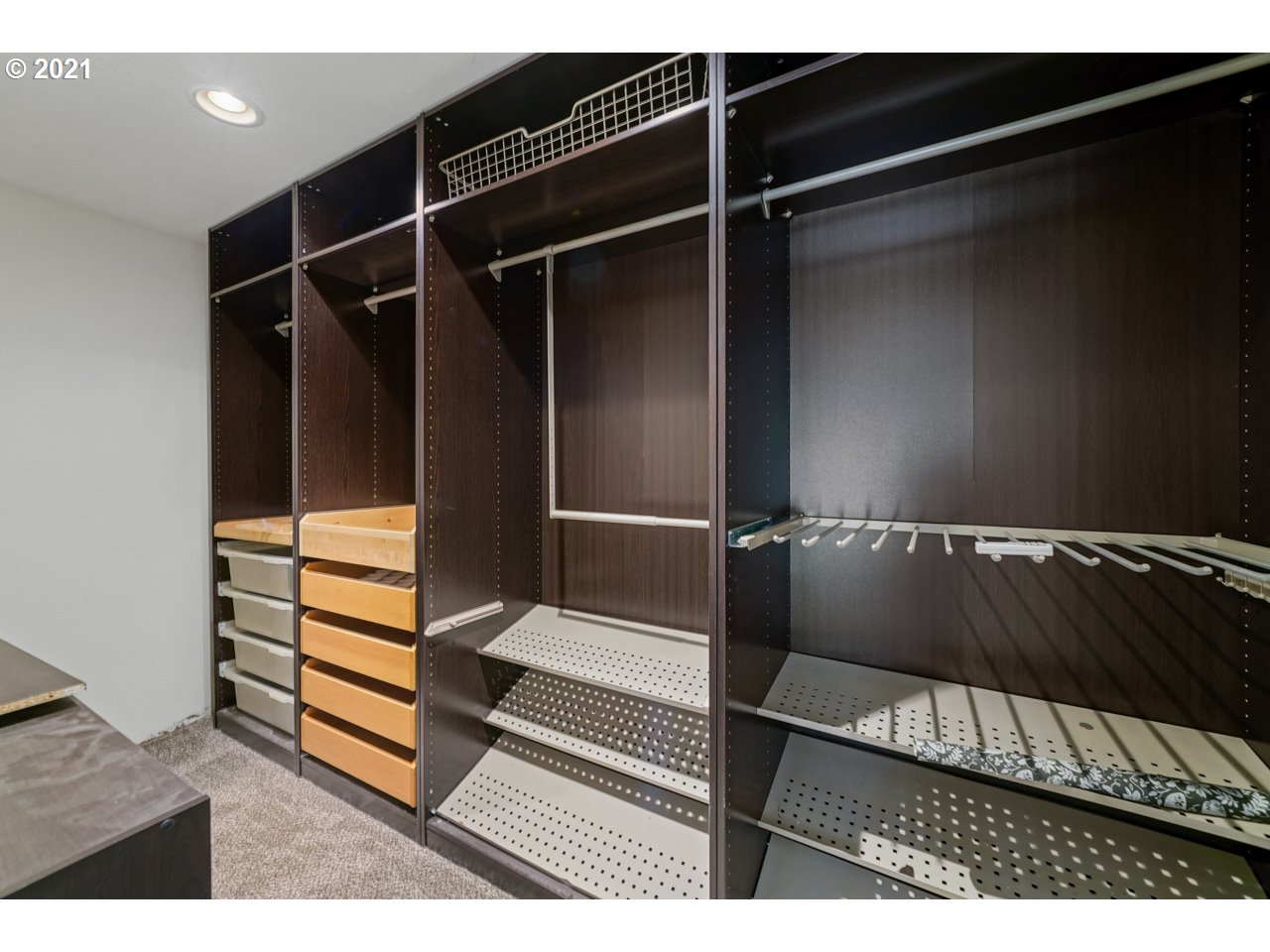 6694 Labish Center Road Northeast Salem, OR 97305 - Photo 22 of 32 a view of walk in closet