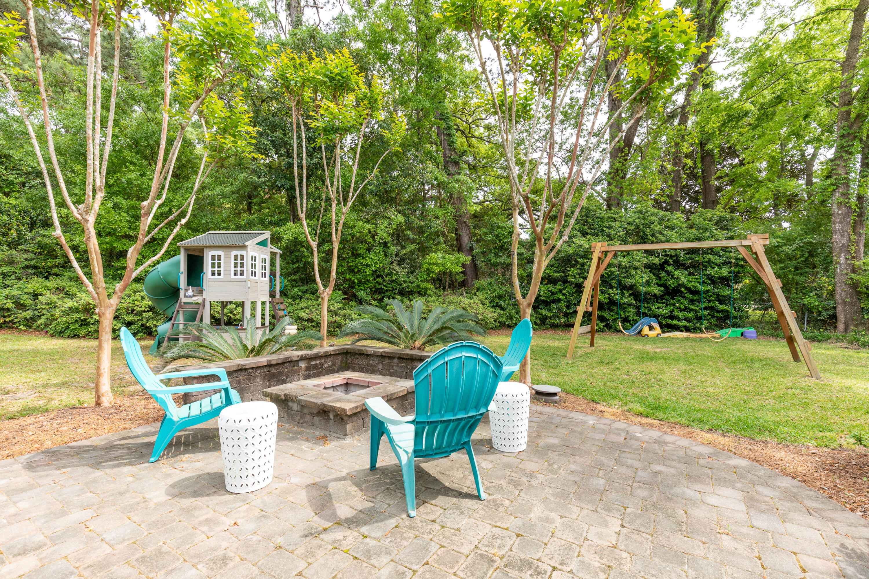 1402 Burningtree Road Charleston, SC 29412 - Photo 31 of 33 Fire Pit