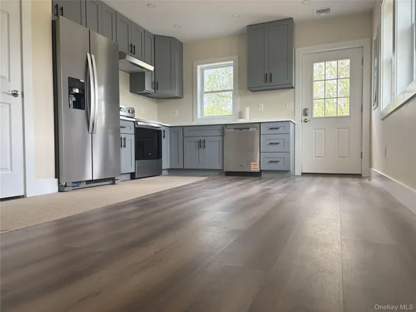 $2,500 | 6 Sharon Station Road, Amenia, NY 12501