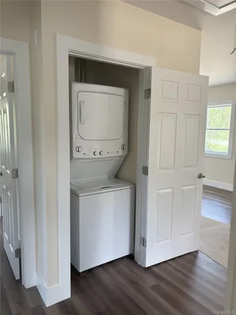 $2,500 | 6 Sharon Station Road, Amenia, NY 12501