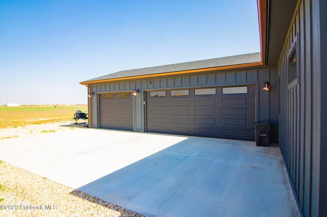 a view of an outdoor space