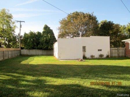 2685 Harrison Avenue Rochester, MI 48307 - Photo 14 of 17 IMG_0178.JPG