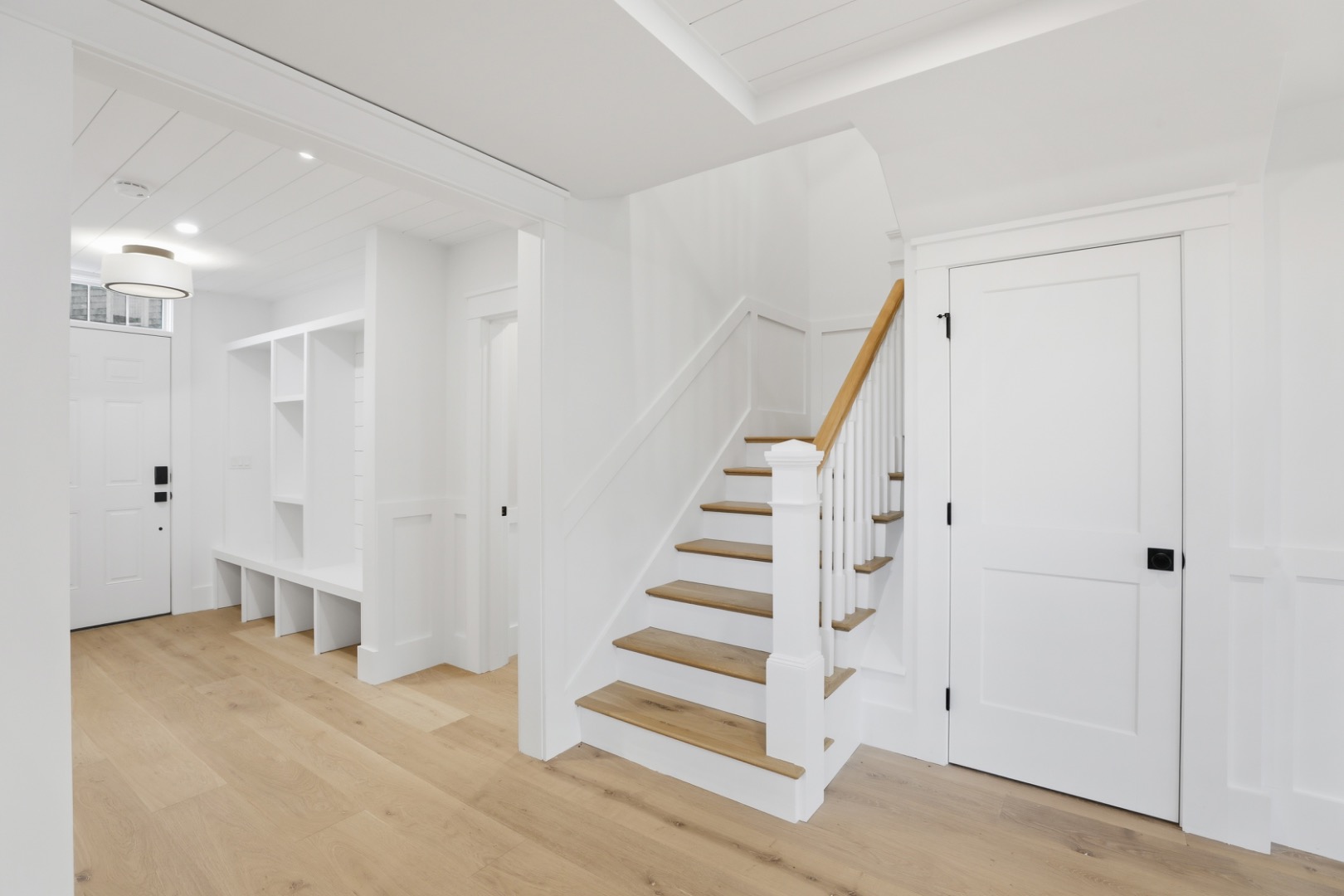 6 Mariner Way Nantucket, MA 02554 - Photo 13 of 31 a view of entryway with white walls