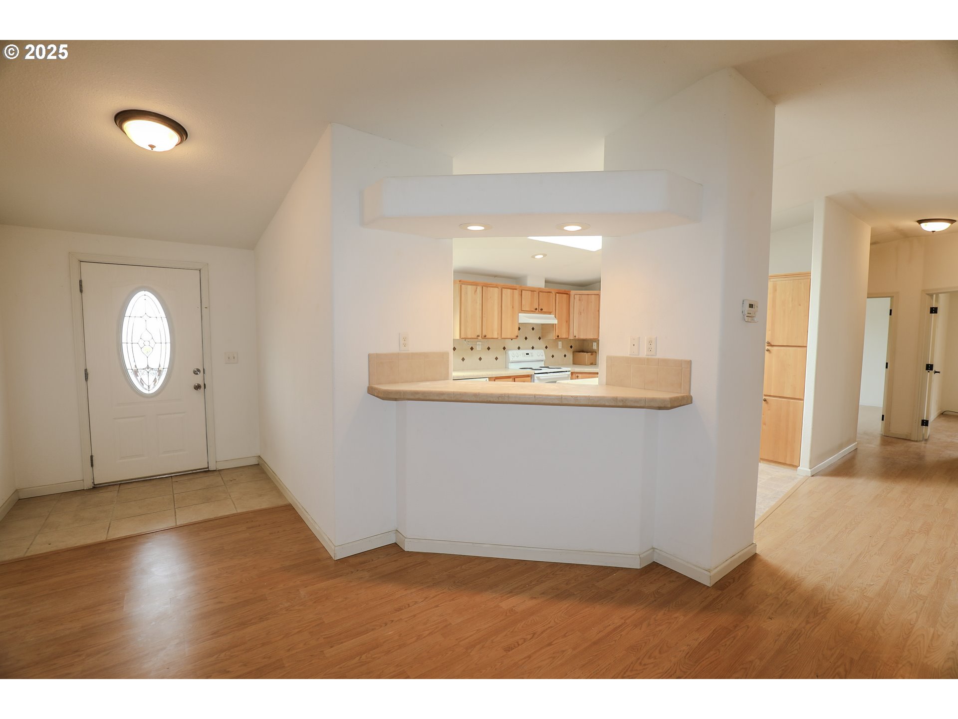 173 North Main Street Winston, OR 97496 - Photo 8 of 45 a view of kitchen and window