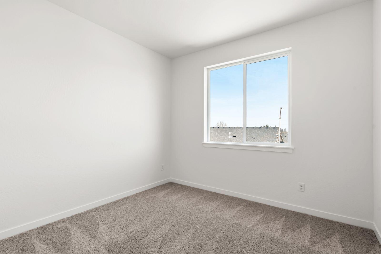 671 Old Waverly Way, Unit 21 Eagle Point, OR 97524 - Photo 22 of 28 21