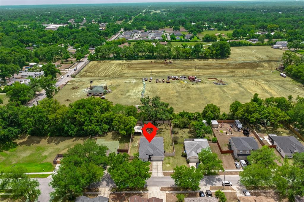 708 Coade Stone Drive Seffner, FL 33584 - Photo 43 of 48 an aerial view of residential houses with outdoor space and trees
