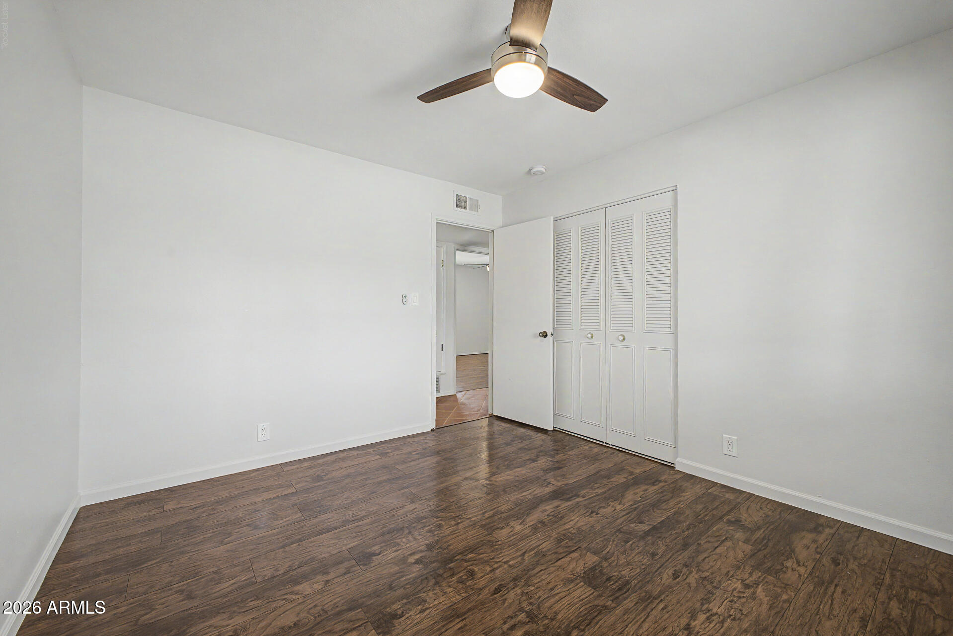 3910 East Shangri La Road Phoenix, AZ 85028 - Photo 21 of 33