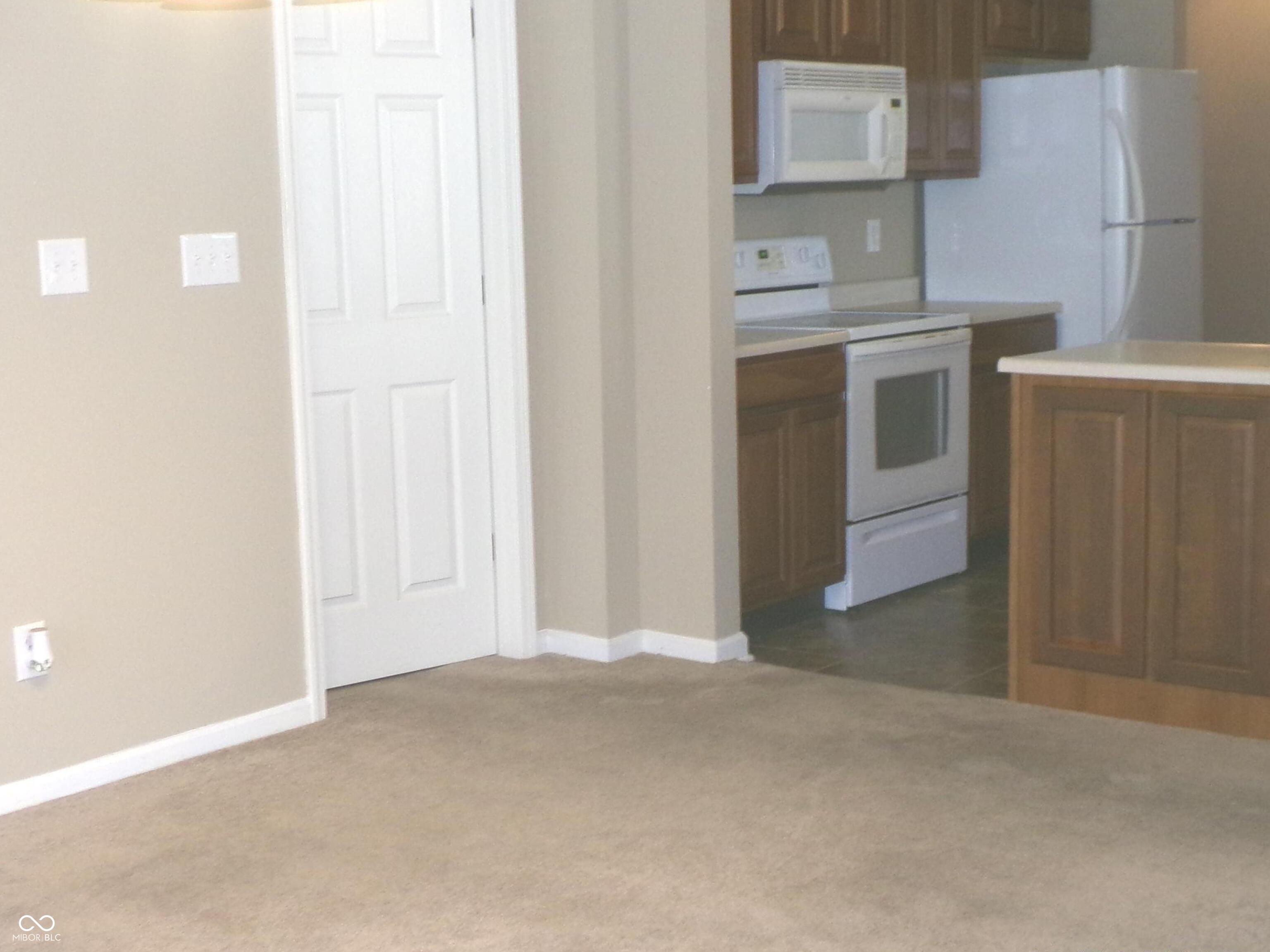 7451 Oak Knoll Drive Indianapolis, IN 46217 - Photo 19 of 50 Gallery Image 19
