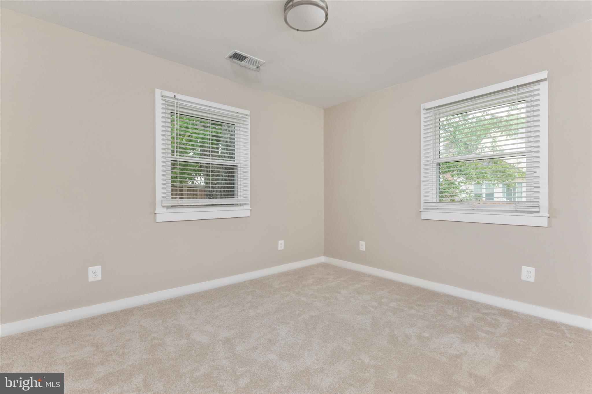 14013 Glenkirk Road Gainesville, VA 20155 - Photo 18 of 42