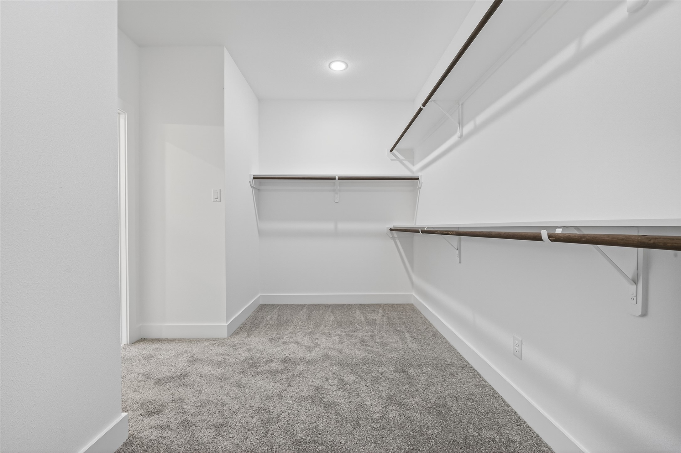 4902 Wunder Way Houston, TX 77069 - Photo 24 of 41 a view of an empty room