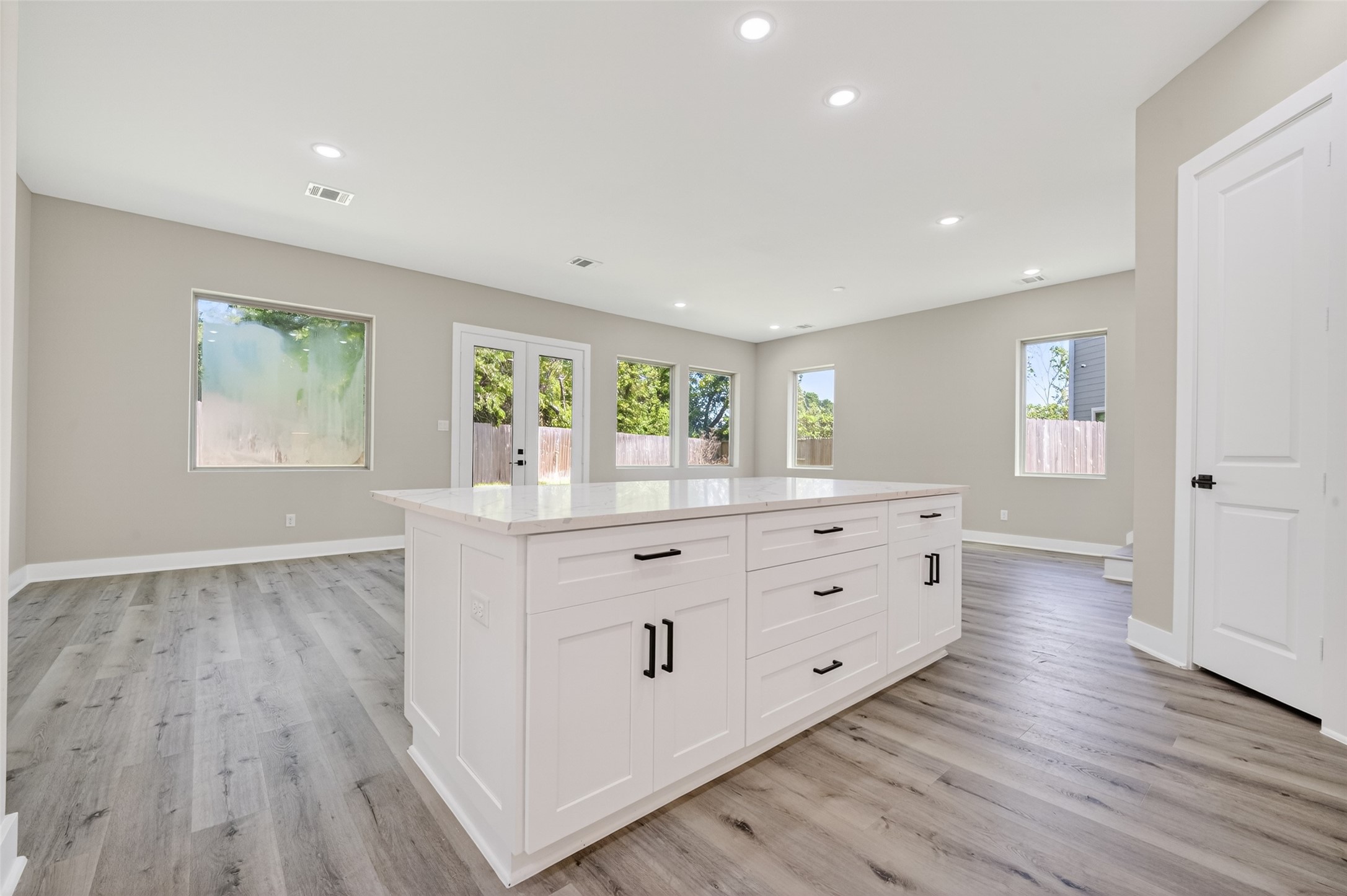 4902 Wunder Way Houston, TX 77069 - Photo 9 of 41
