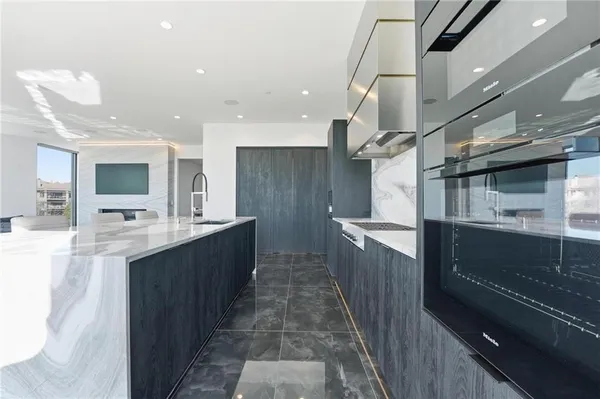 $1,790,000 | 4951 West 134th Street, Unit 204, Leawood, KS 66224