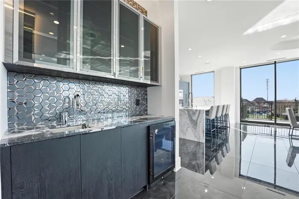 $1,790,000 | 4951 West 134th Street, Unit 204, Leawood, KS 66224