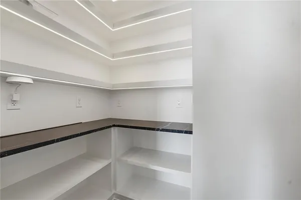 $1,790,000 | 4951 West 134th Street, Unit 204, Leawood, KS 66224