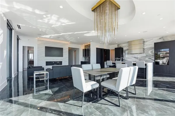 $1,790,000 | 4951 West 134th Street, Unit 204, Leawood, KS 66224
