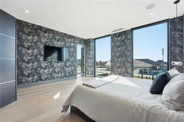 $1,790,000 | 4951 West 134th Street, Unit 204, Leawood, KS 66224