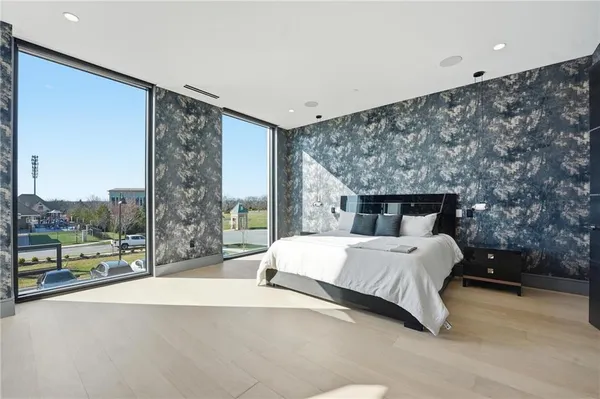 $1,790,000 | 4951 West 134th Street, Unit 204, Leawood, KS 66224
