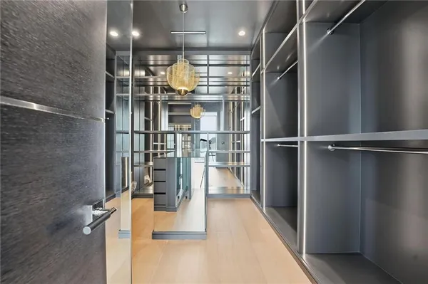 $1,790,000 | 4951 West 134th Street, Unit 204, Leawood, KS 66224