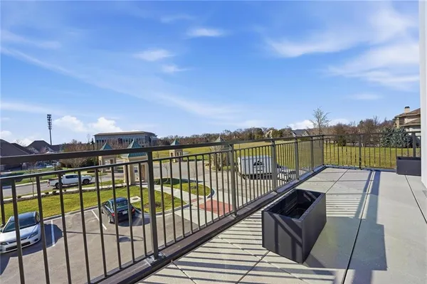 $1,790,000 | 4951 West 134th Street, Unit 204, Leawood, KS 66224