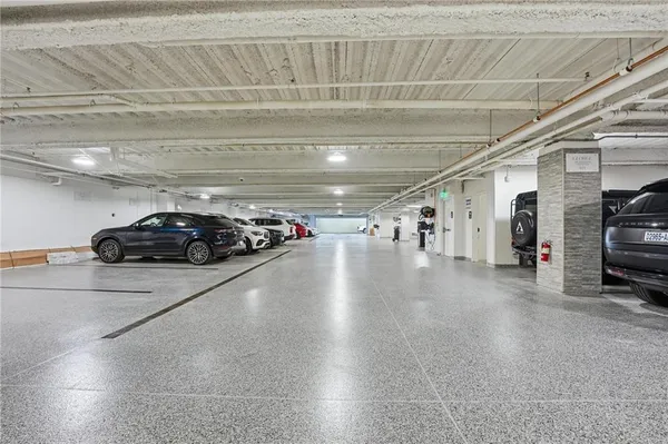 $1,790,000 | 4951 West 134th Street, Unit 204, Leawood, KS 66224