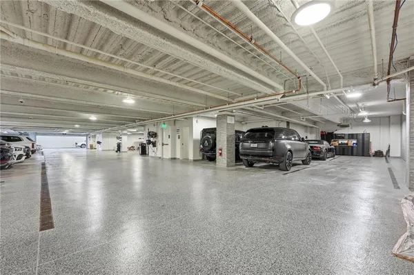 $1,790,000 | 4951 West 134th Street, Unit 204, Leawood, KS 66224