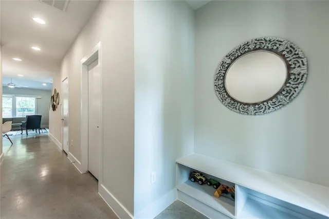 a very nice looking room with a chair