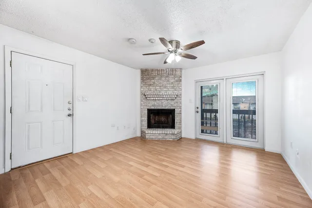 $109,000 | 260 El Dorado Boulevard, Unit 2612, Houston, TX 77598