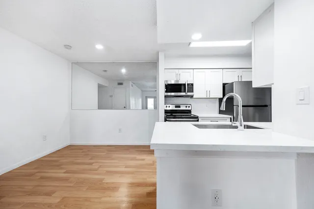 $109,000 | 260 El Dorado Boulevard, Unit 2612, Houston, TX 77598