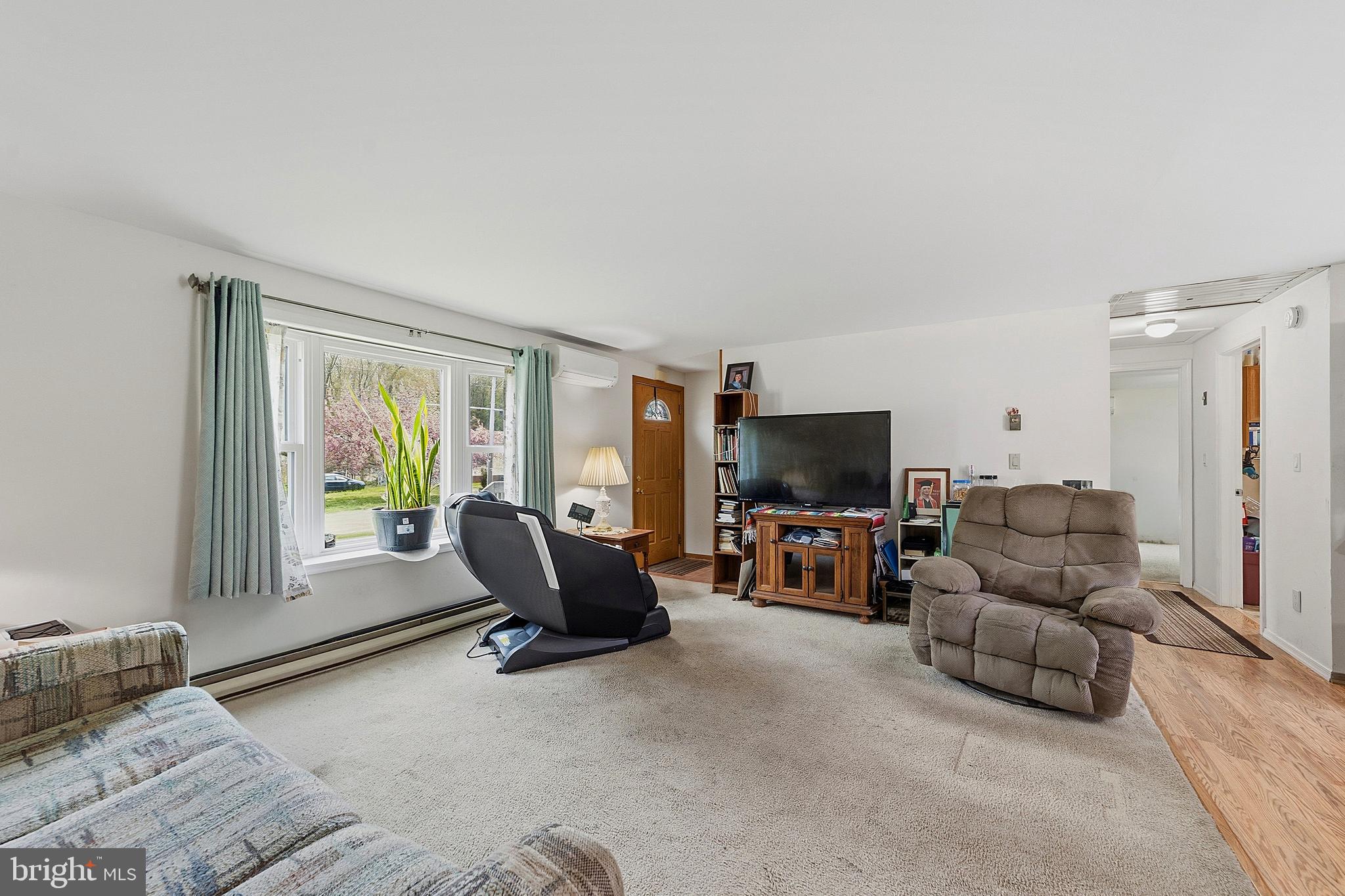 38 North Dupont Road Carneys Point, NJ 08069 - Photo 13 of 29