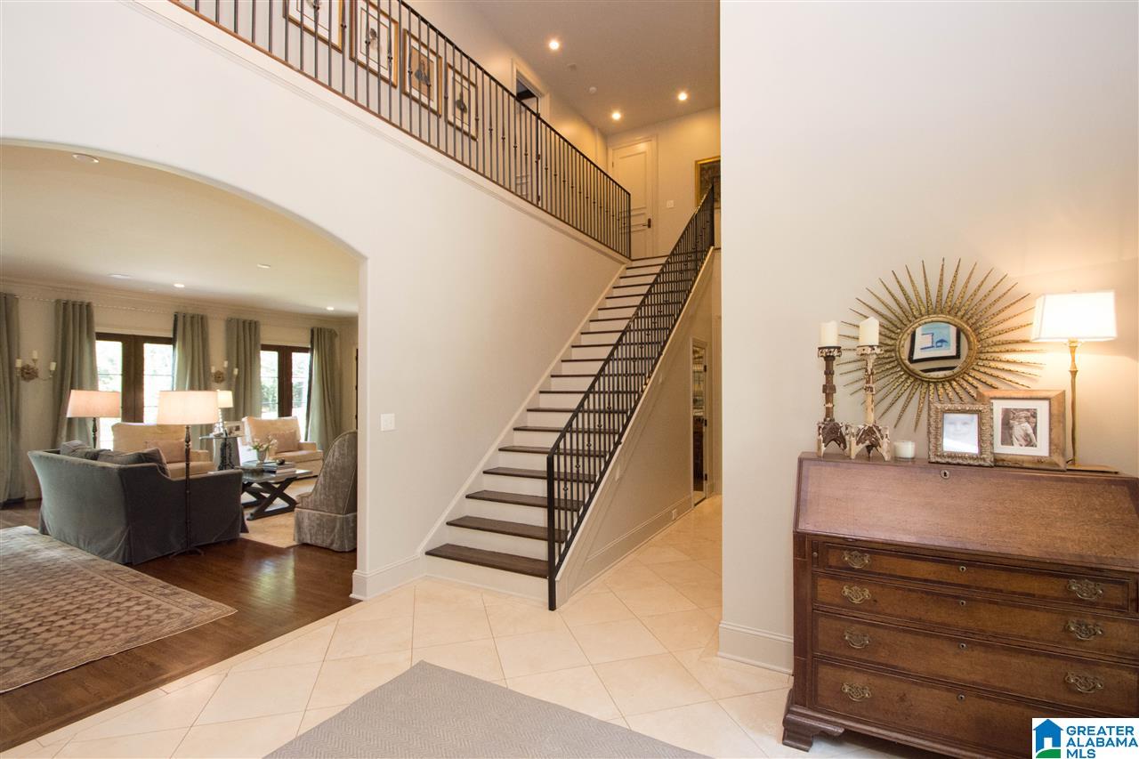4345 Caldwell Mill Road Birmingham, AL 35243 - Photo 2 of 43 Gallery Image 2