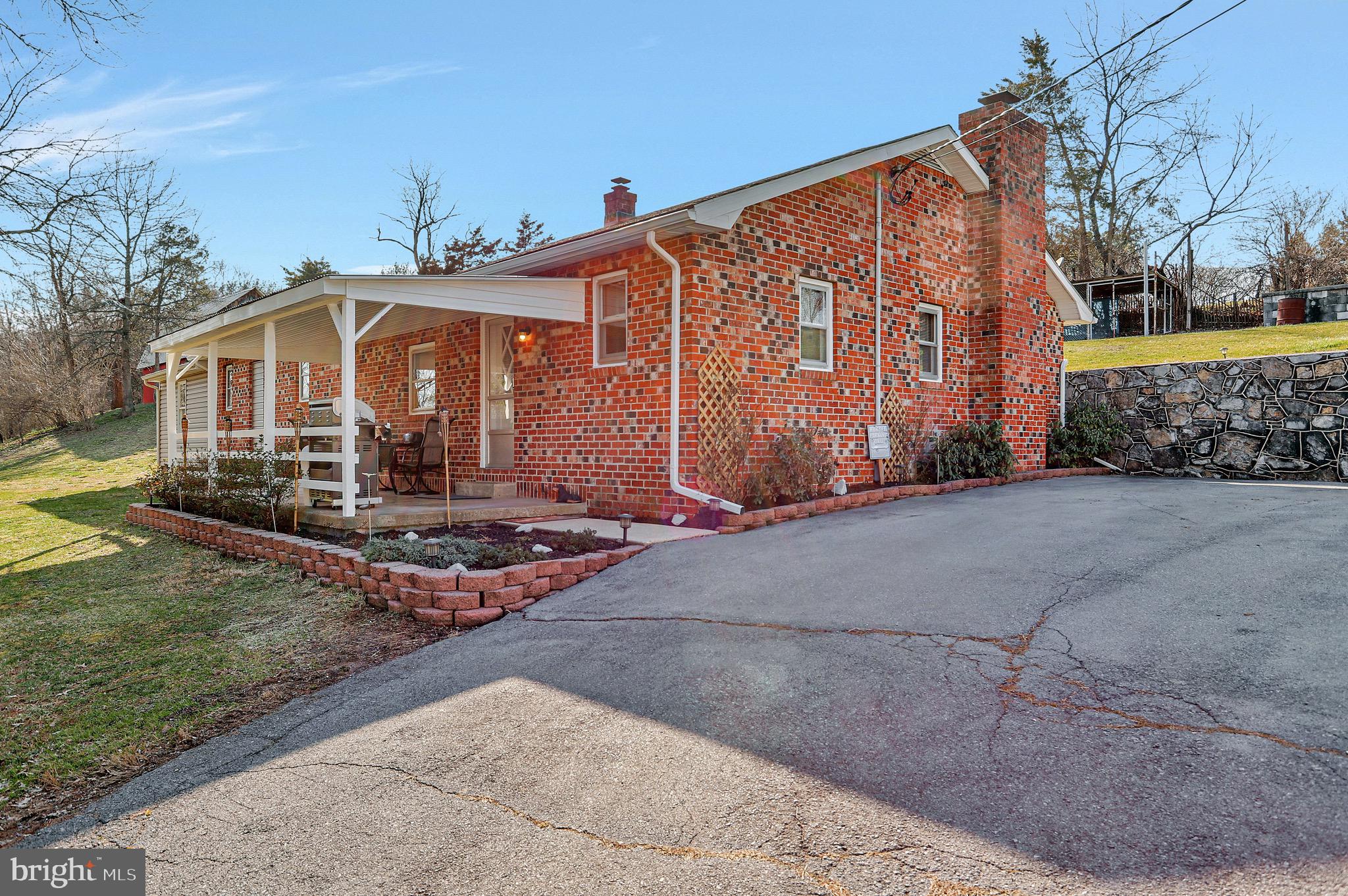 13868 Cresspond Road Clear Spring, MD 21722 - Photo 1 of 36 Gallery Image 1