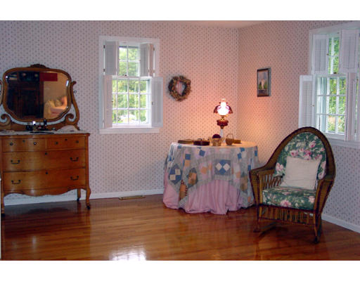 11 Turner Ridge Road Marlborough, MA 01752 - Photo 9 of 14 Gallery Image 9