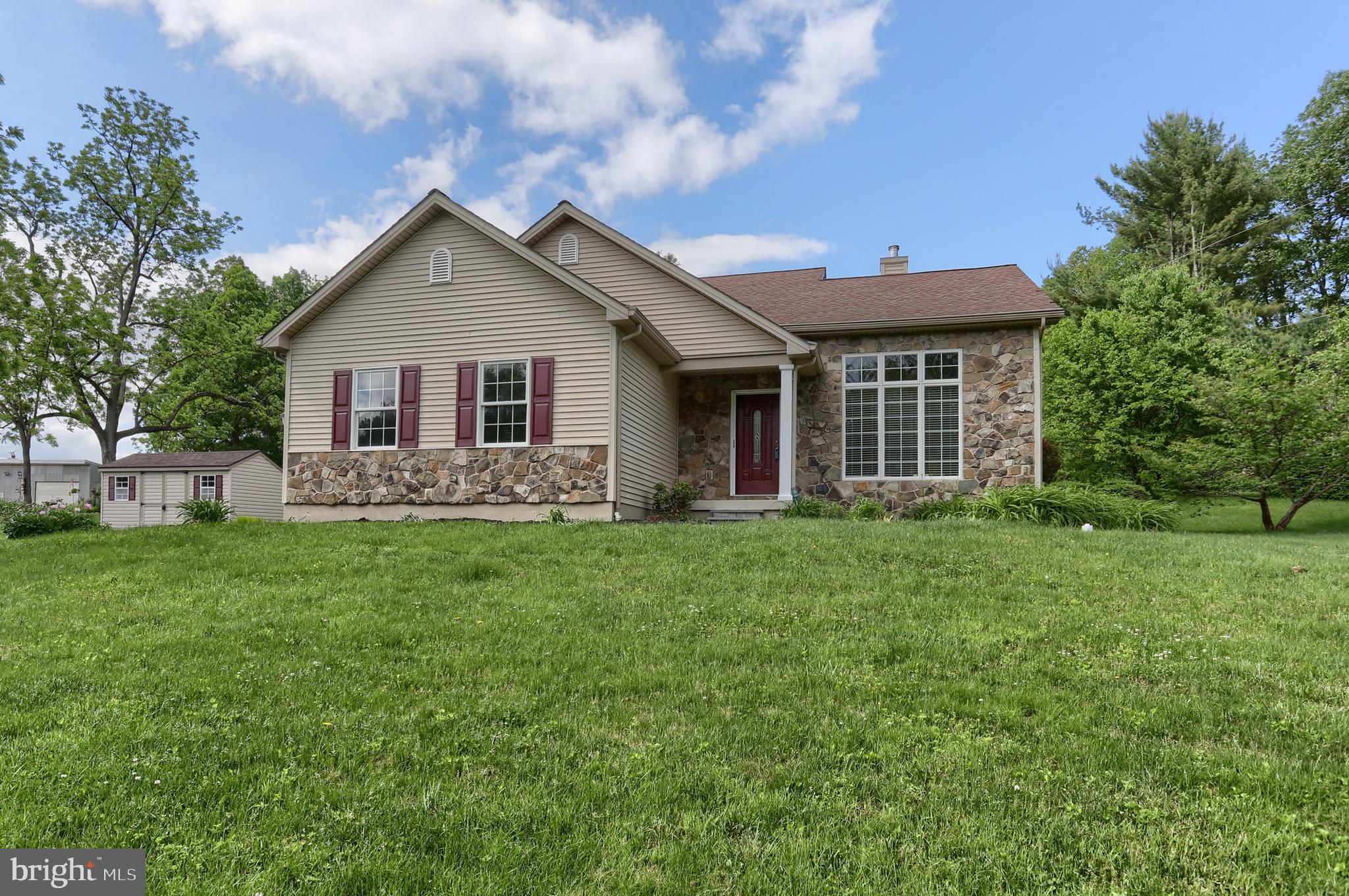 112 Crooked Hill Road Hummelstown, PA 17036 - Photo 2 of 51 a front view of house with yard and green space