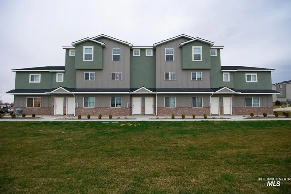 $649,900 | 4055 West Bunny Hl Lane, Meridian, ID 83642