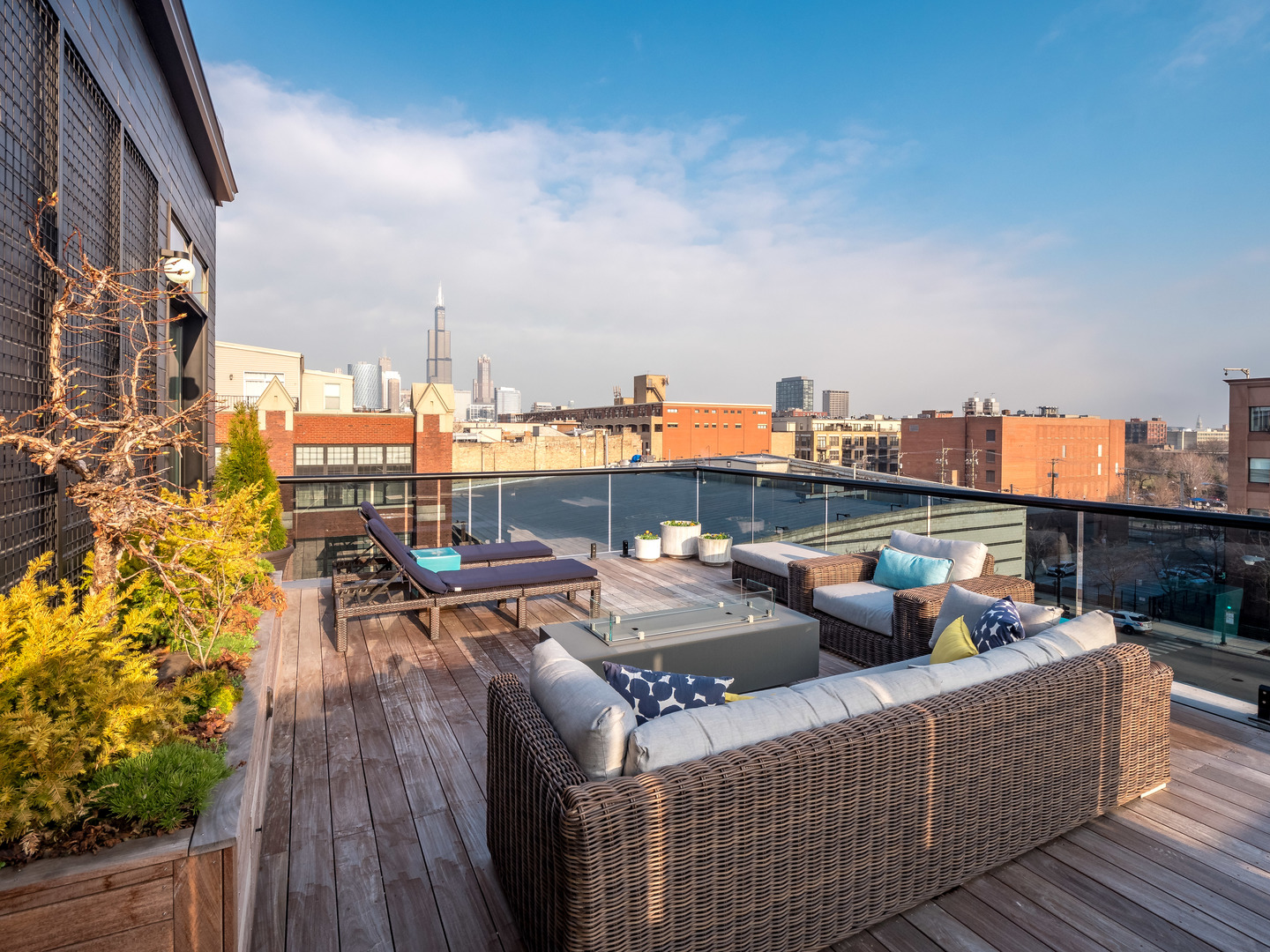 20 North Loomis Street, Unit A Chicago, IL 60607 - Photo 28 of 33