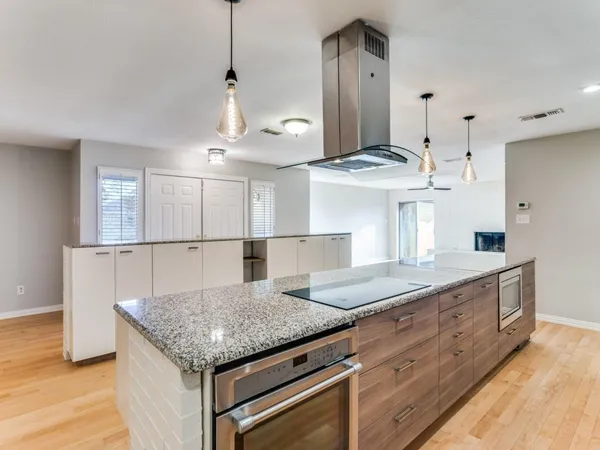 $420,000 | 5963 River Bend Drive, Benbrook, TX 76132