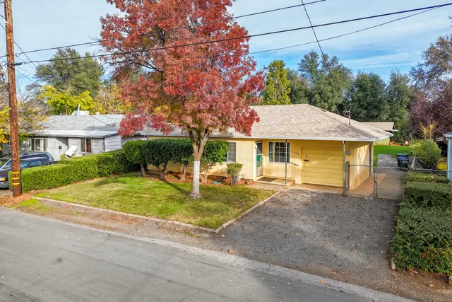 $329,900 | 1209 C Street, Redding, CA 96002