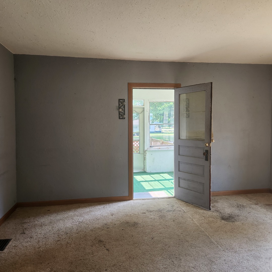 Undisclosed Address Sheldon, IL 60966 - Photo 22 of 24 an empty room with windows