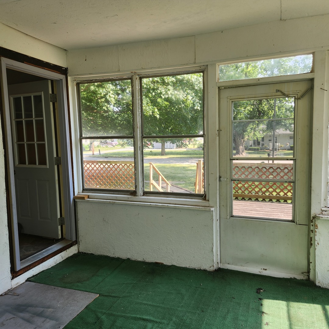 Undisclosed Address Sheldon, IL 60966 - Photo 24 of 24 a view of an empty room with a window