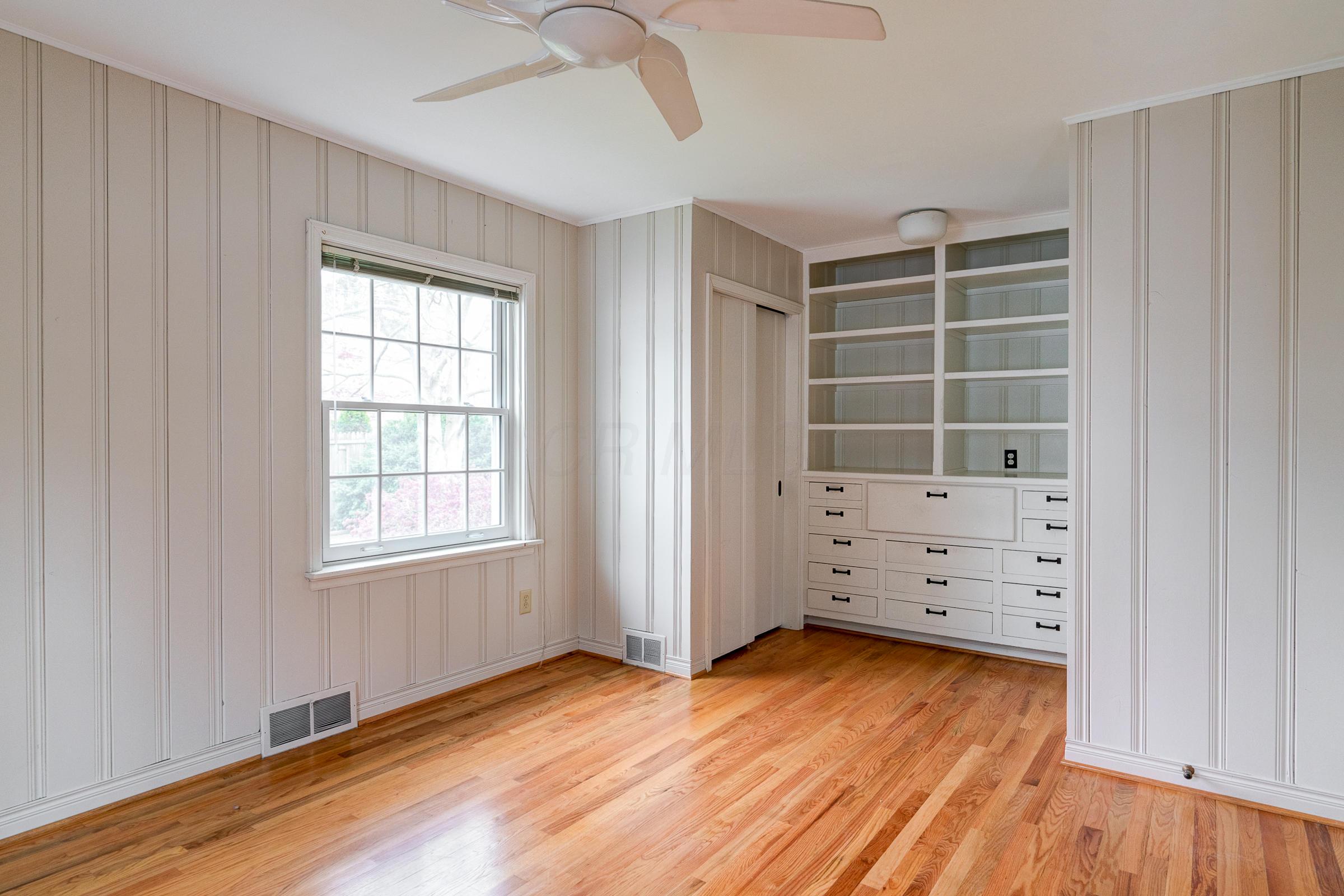 2718 Kent Road Columbus, OH 43221 - Photo 13 of 32 Gallery Image 13