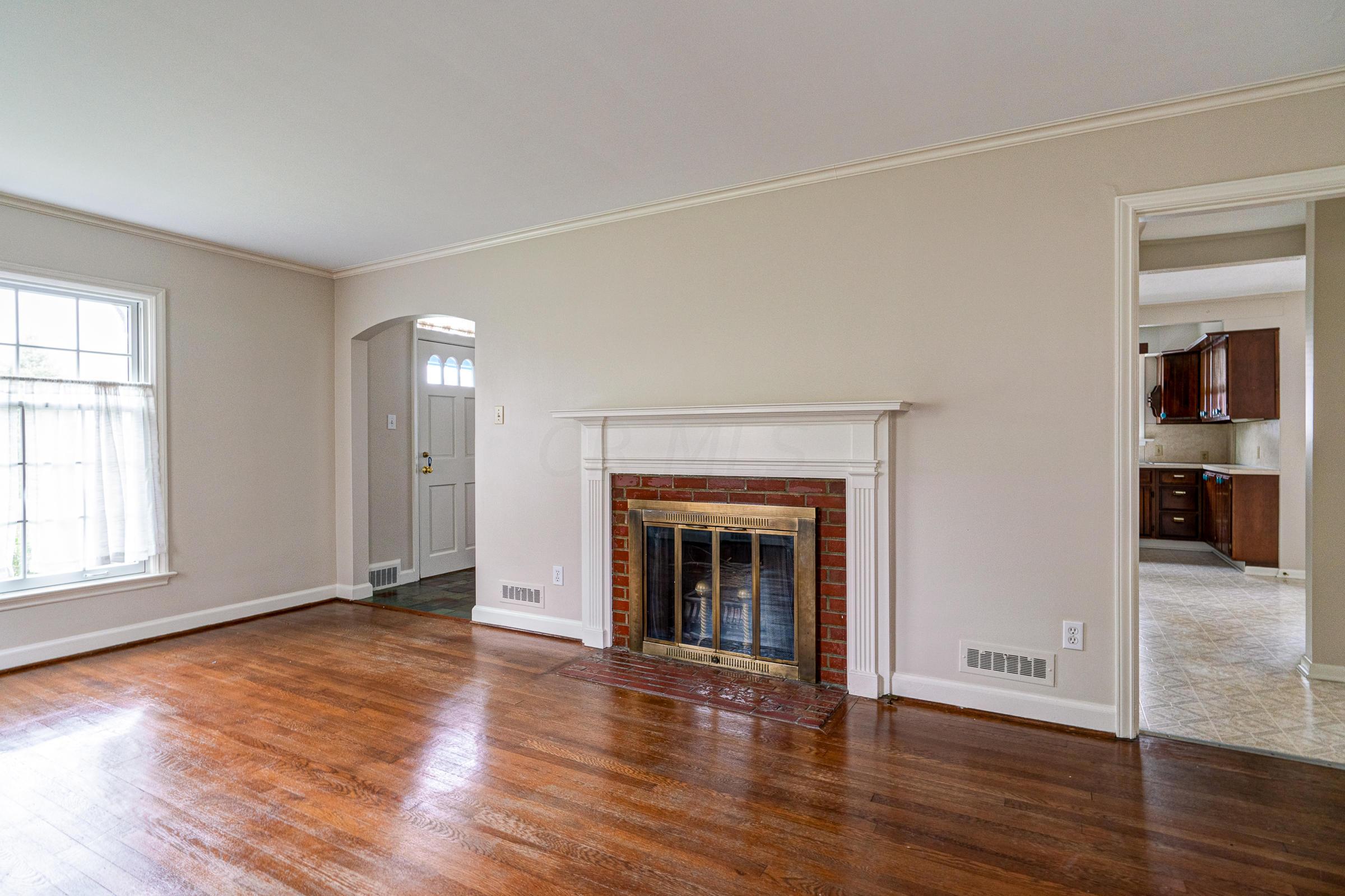 2718 Kent Road Columbus, OH 43221 - Photo 17 of 32 Gallery Image 17