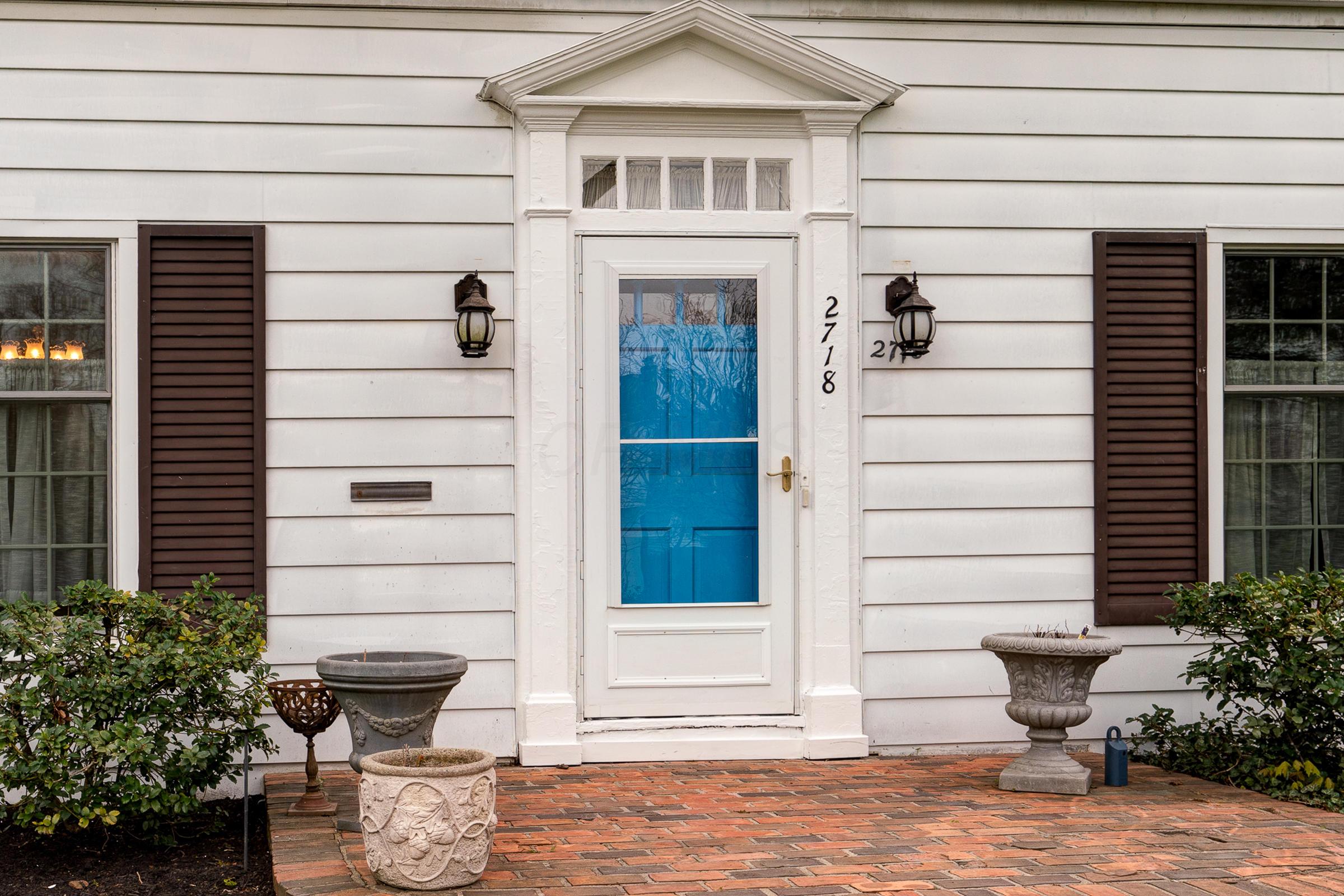 2718 Kent Road Columbus, OH 43221 - Photo 3 of 32 Gallery Image 3