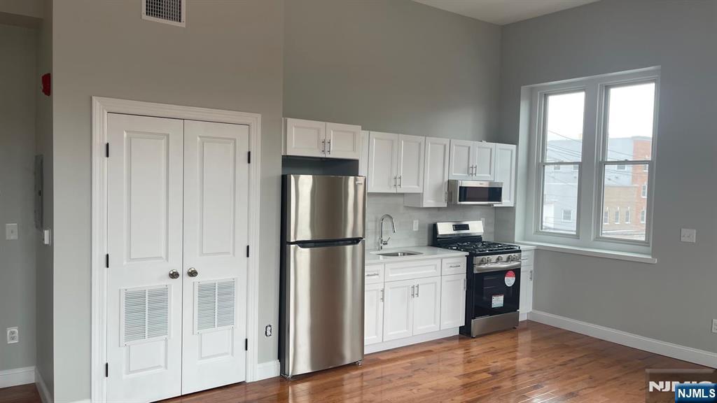 38 Mill Street, Unit 403 Paterson, NJ 07501 - Photo 2 of 16