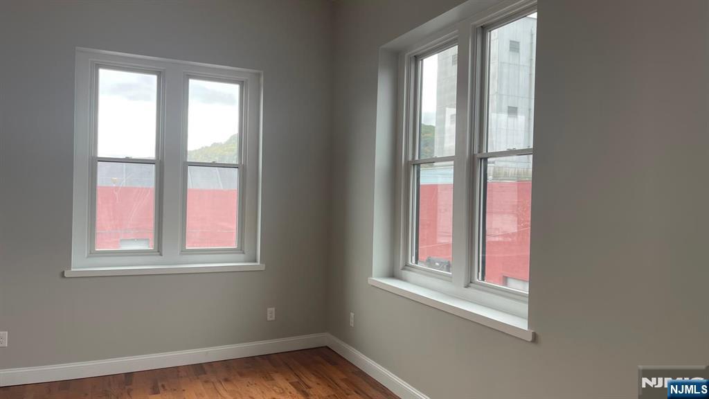 38 Mill Street, Unit 403 Paterson, NJ 07501 - Photo 5 of 16