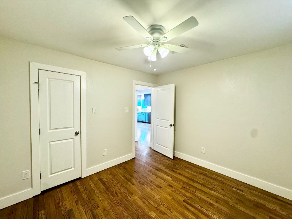 1035 Louise Street Houston, TX 77009 - Photo 15 of 28 Bedroom opens to a small hallway first but also open to living room!