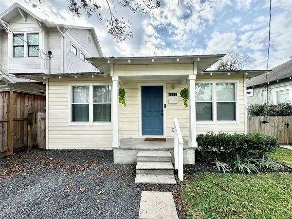 $2,195 | 1035 Louise Street, Houston, TX 77009
