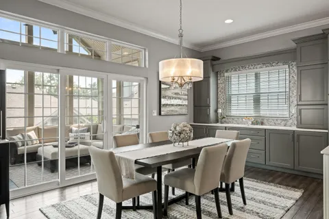 $1,298,000 | 151 Lake Vista Circle, Unit 51, Fontana, WI 53125